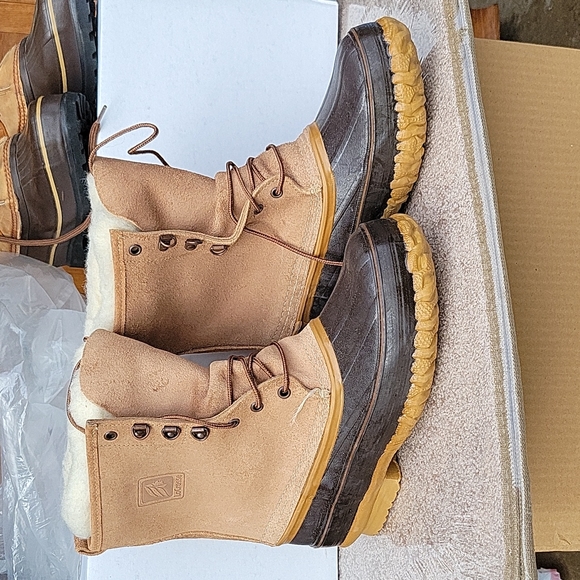 LaCrosse Shoes - LaCrosse suede women's boots size 9